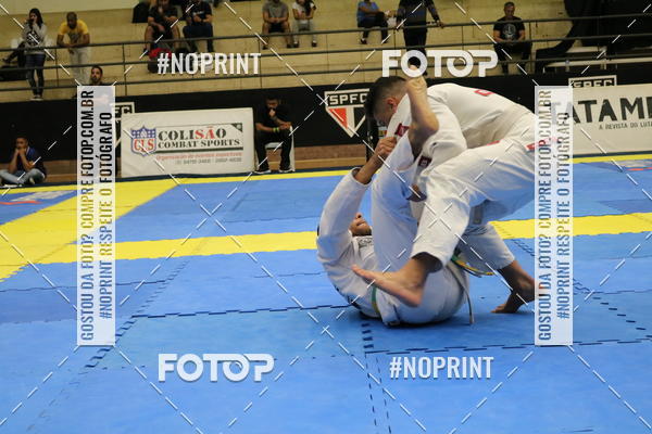 Buy your photos of the eventfight friends on Fotop