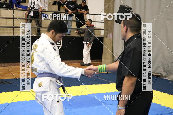 Buy your photos of the eventfight friends on Fotop