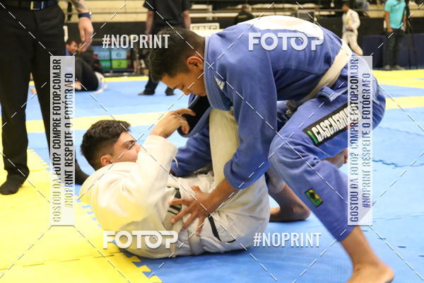 Buy your photos of the eventfight friends on Fotop