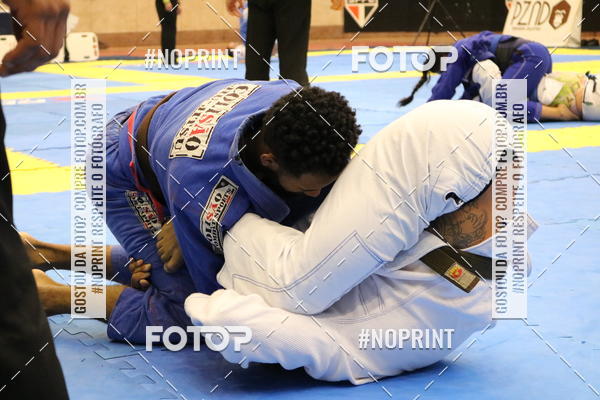 Buy your photos of the eventfight friends on Fotop