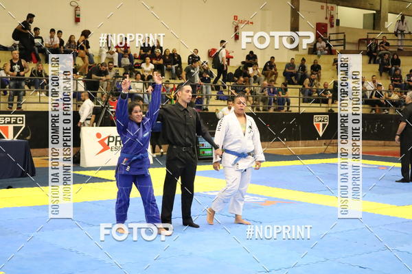 Buy your photos of the eventfight friends on Fotop