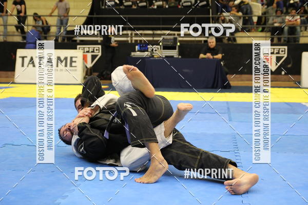 Achetez vos photos de l'vnementfight friends sur Fotop