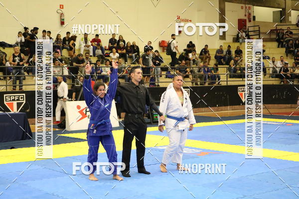 Buy your photos of the eventfight friends on Fotop