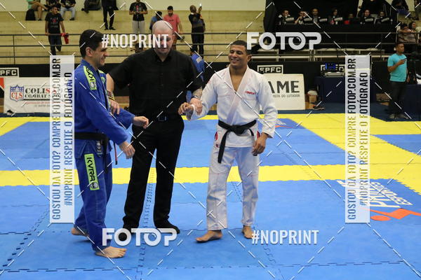 Buy your photos of the eventfight friends on Fotop