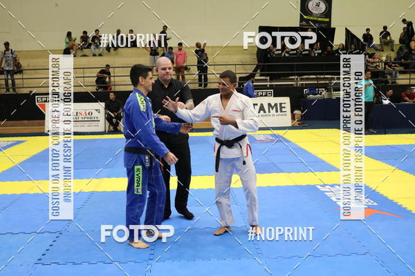 Buy your photos of the eventfight friends on Fotop