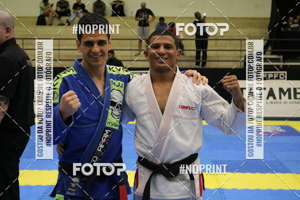 Buy your photos of the eventfight friends on Fotop