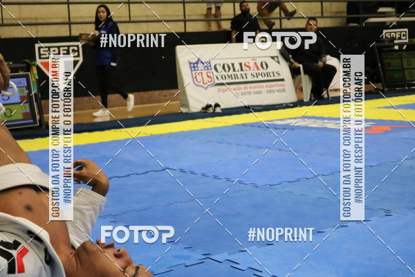 Buy your photos of the eventfight friends on Fotop