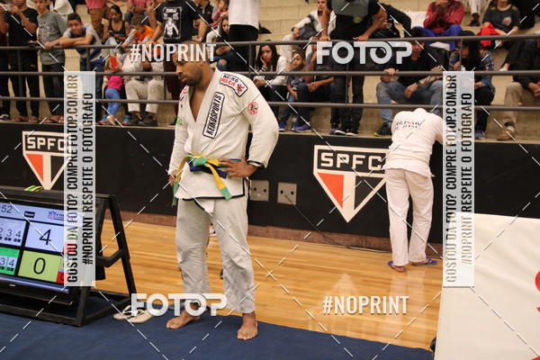 Achetez vos photos de l'vnementfight friends sur Fotop