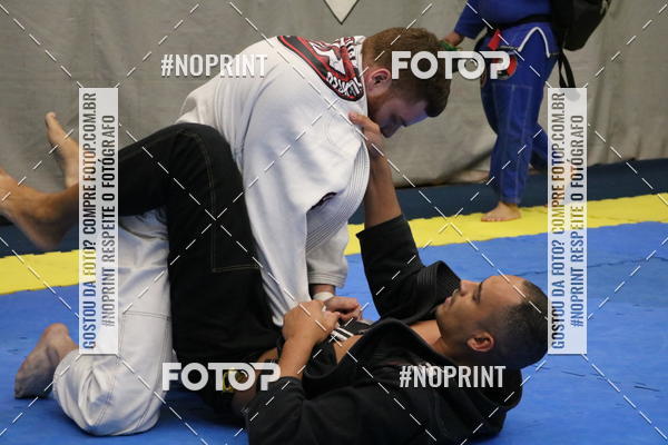 Buy your photos of the eventfight friends on Fotop