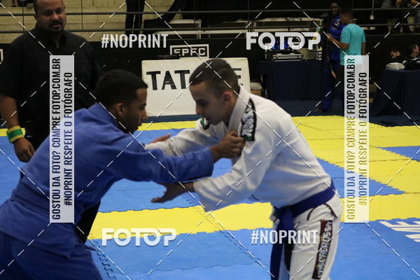 Buy your photos of the eventfight friends on Fotop