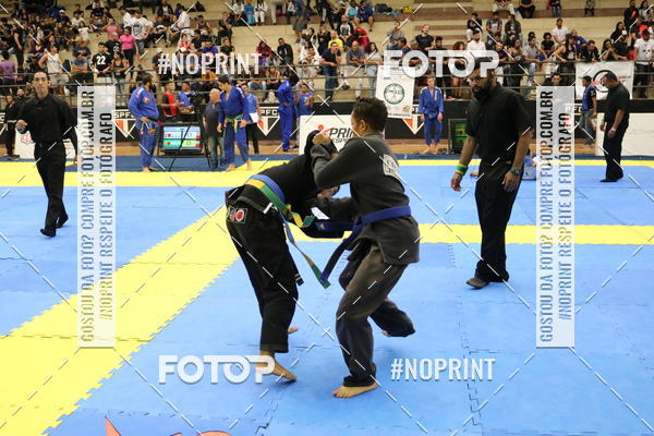 Buy your photos of the eventfight friends on Fotop