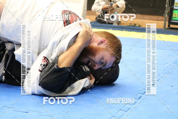 Buy your photos of the eventfight friends on Fotop