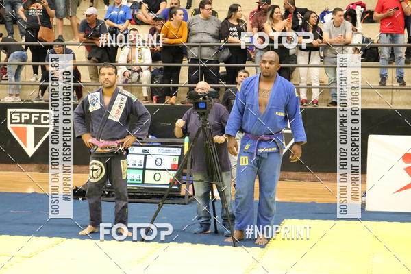 Buy your photos of the eventfight friends on Fotop