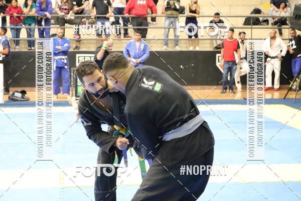 Buy your photos of the eventfight friends on Fotop