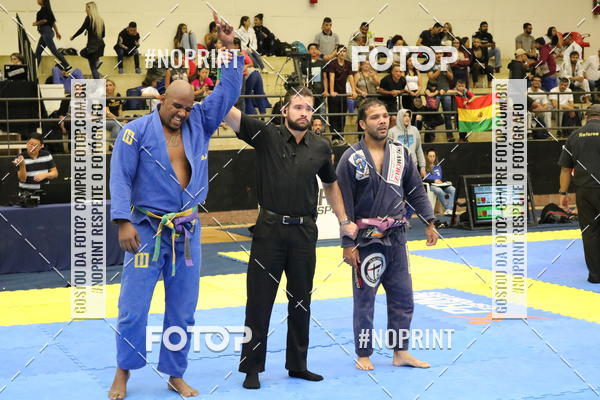 Buy your photos of the eventfight friends on Fotop