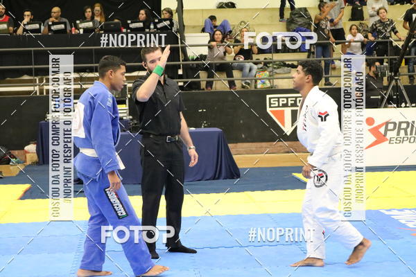 Buy your photos of the eventfight friends on Fotop