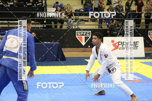 Buy your photos of the eventfight friends on Fotop