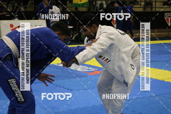 Buy your photos of the eventfight friends on Fotop