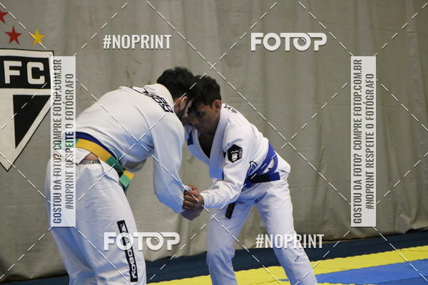 Buy your photos of the eventfight friends on Fotop