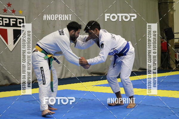 Buy your photos of the eventfight friends on Fotop