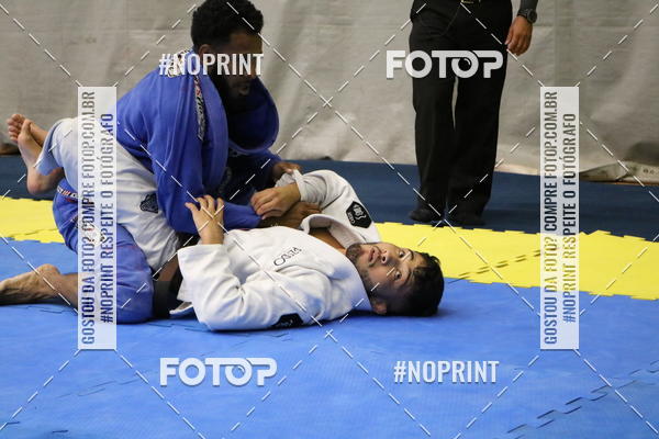 Buy your photos of the eventfight friends on Fotop