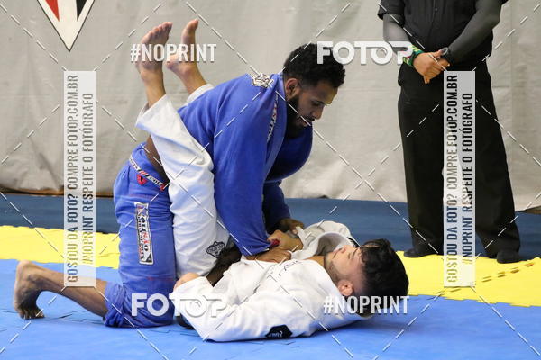 Buy your photos of the eventfight friends on Fotop