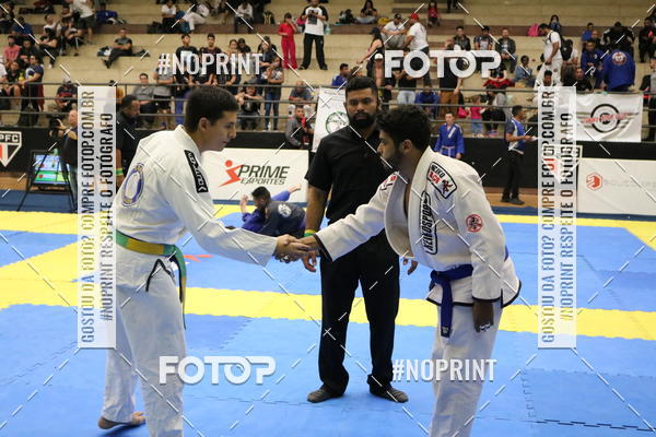 Buy your photos of the eventfight friends on Fotop