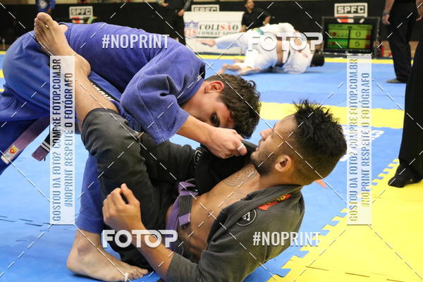 Buy your photos of the eventfight friends on Fotop