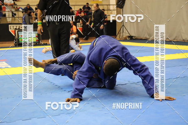 Achetez vos photos de l'vnementfight friends sur Fotop