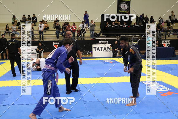 Buy your photos of the eventfight friends on Fotop