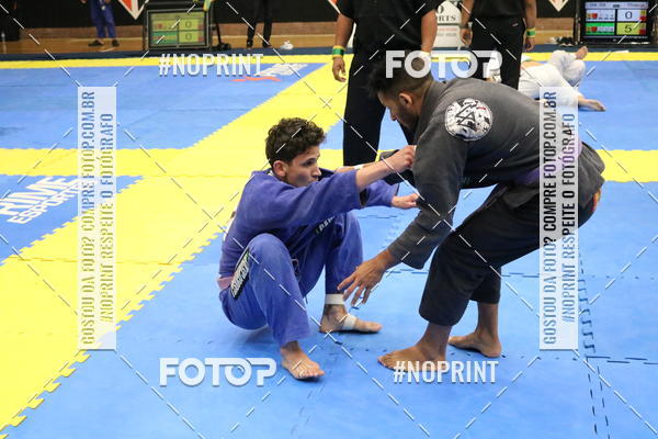 Buy your photos of the eventfight friends on Fotop