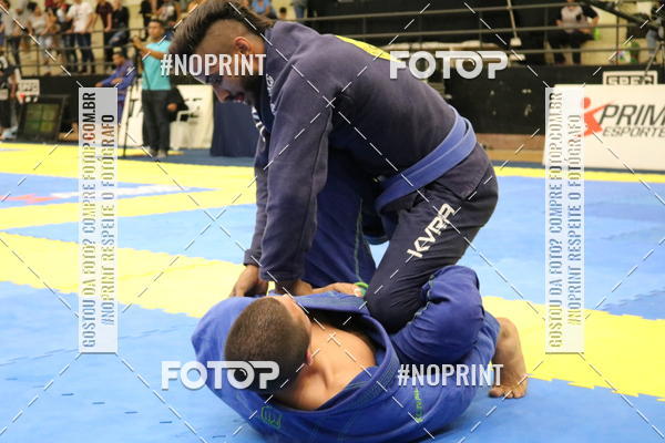 Buy your photos of the eventfight friends on Fotop