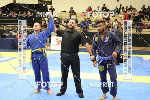 Buy your photos of the eventfight friends on Fotop