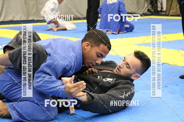 Buy your photos of the eventfight friends on Fotop