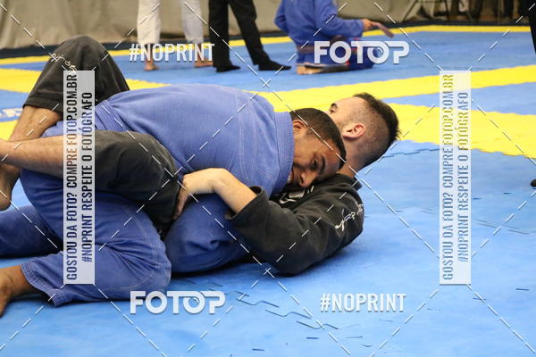 Buy your photos of the eventfight friends on Fotop