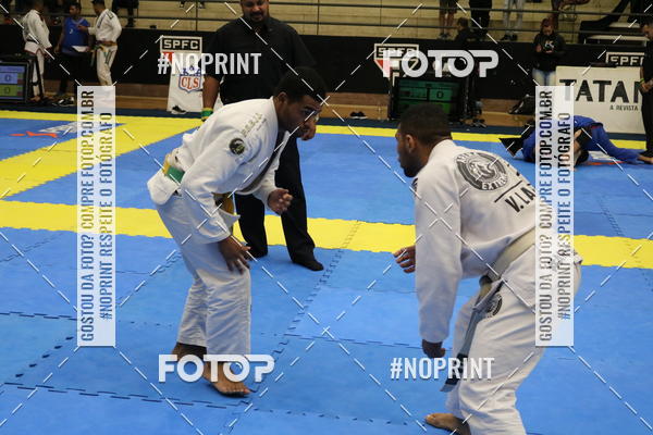 Buy your photos of the eventfight friends on Fotop