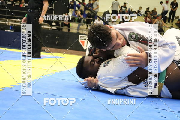 Buy your photos of the eventfight friends on Fotop