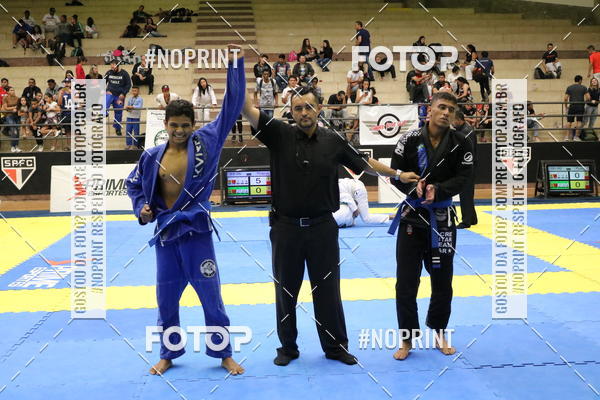 Buy your photos of the eventfight friends on Fotop