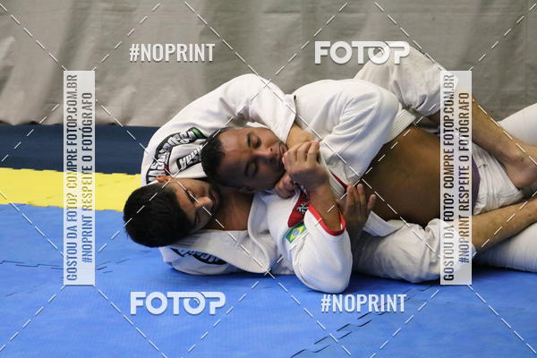 Buy your photos of the eventfight friends on Fotop