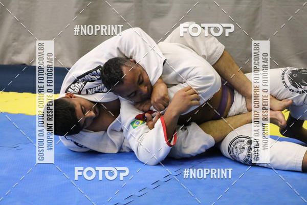 Buy your photos of the eventfight friends on Fotop