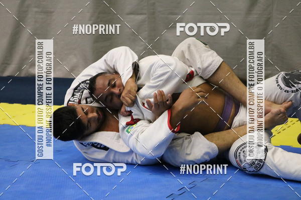 Buy your photos of the eventfight friends on Fotop