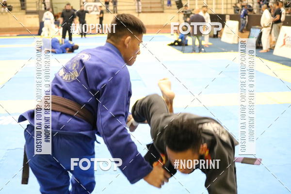 Buy your photos of the eventfight friends on Fotop