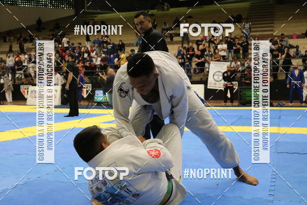 Buy your photos of the eventfight friends on Fotop