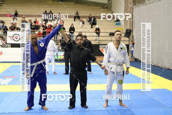 Buy your photos of the eventfight friends on Fotop