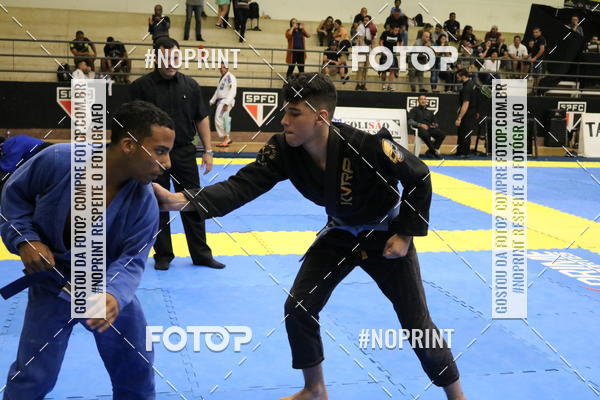 Buy your photos of the eventfight friends on Fotop