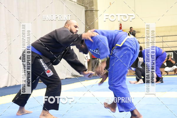 Buy your photos of the eventfight friends on Fotop