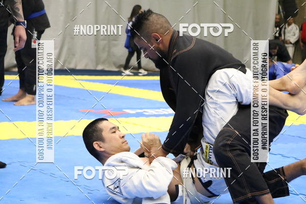 Buy your photos of the eventfight friends on Fotop