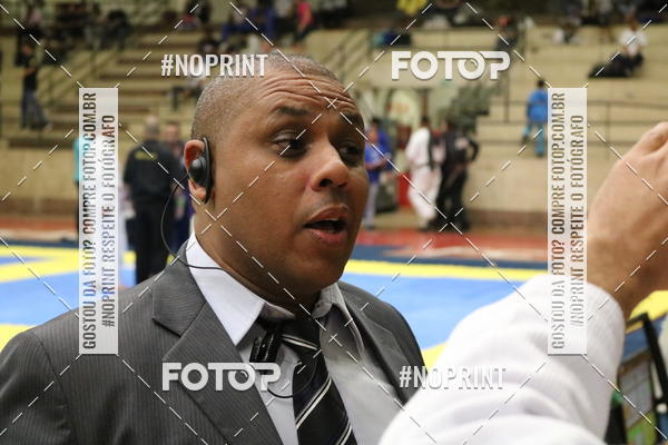 Buy your photos of the eventfight friends on Fotop