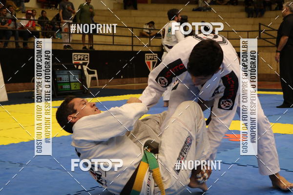 Buy your photos of the eventfight friends on Fotop