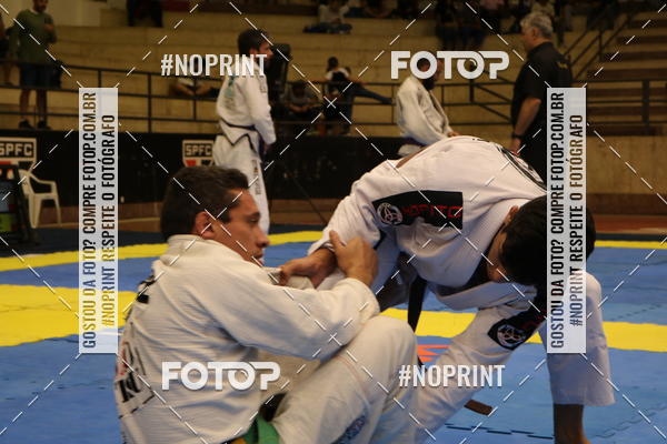 Buy your photos of the eventfight friends on Fotop